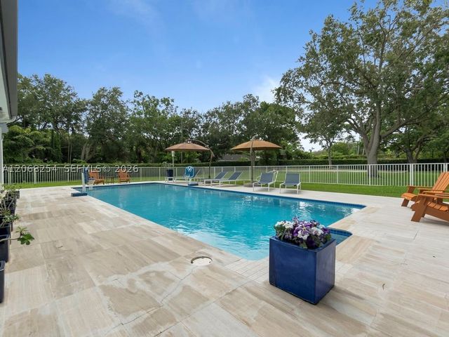 13880 SW 68th Ave, Palmetto Bay, FL 33158