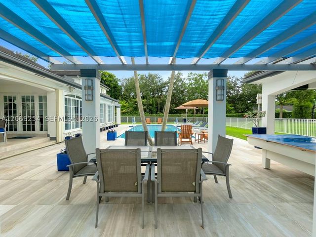 13880 SW 68th Ave, Palmetto Bay, FL 33158