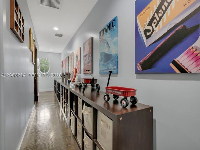 13880 SW 68th Ave, Palmetto Bay, FL 33158