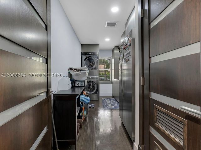 13880 SW 68th Ave, Palmetto Bay, FL 33158