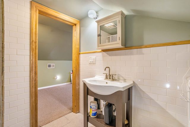 2719 W Pope John Paul II Drive, Chicago, IL 60632