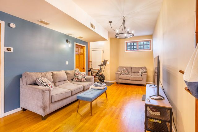 2719 W Pope John Paul II Drive, Chicago, IL 60632