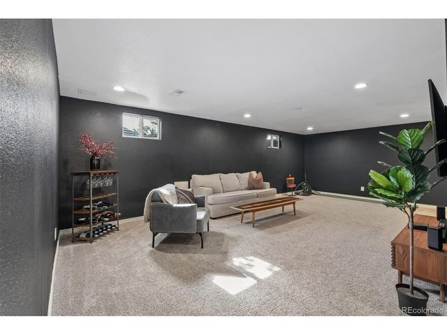 6422 Kipling St, Arvada, CO 80004
