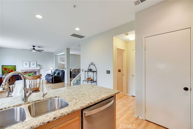 5744 Tamarisk Way, Fontana, CA 92336