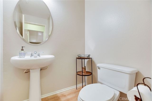 5744 Tamarisk Way, Fontana, CA 92336