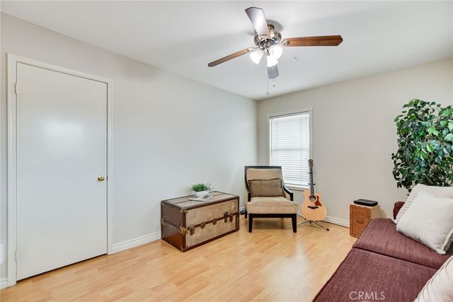 5744 Tamarisk Way, Fontana, CA 92336