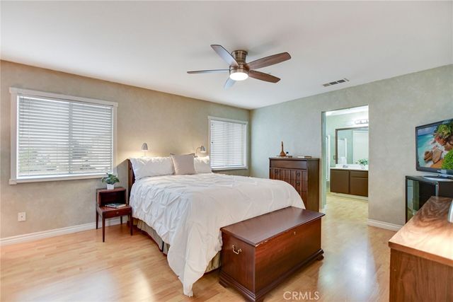 5744 Tamarisk Way, Fontana, CA 92336