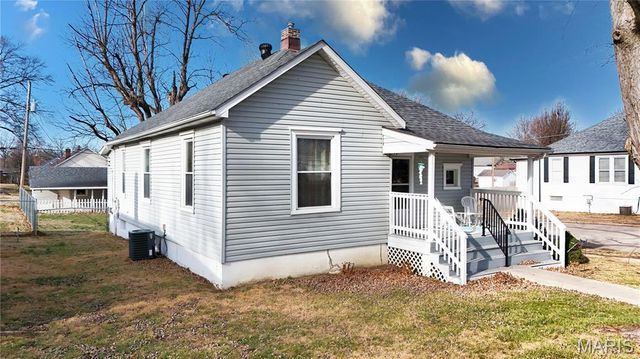 219 Jefferson Avenue, Crystal City, MO 63019