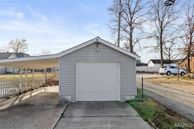 219 Jefferson Avenue, Crystal City, MO 63019