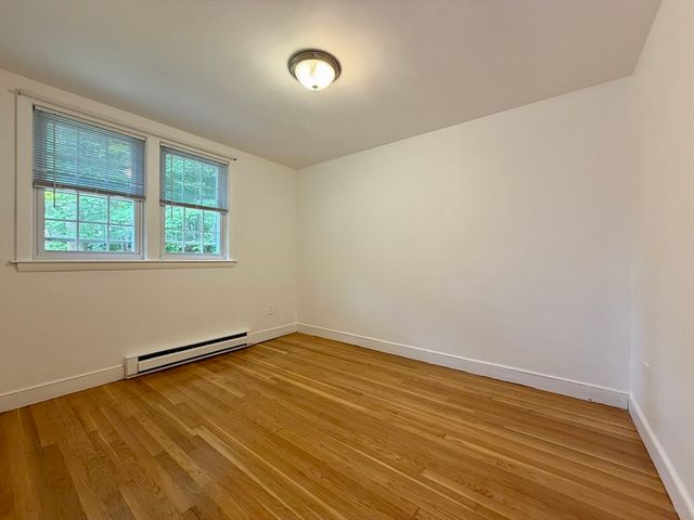 15 Park Avenue 4, Foxboro, MA 02035