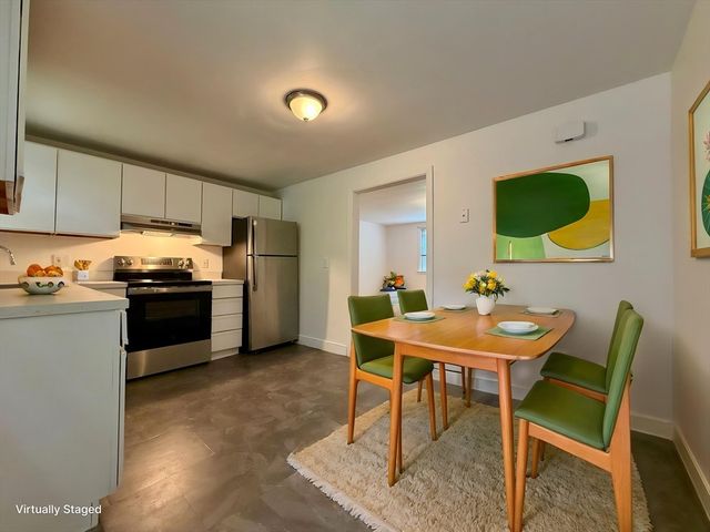 15 Park Avenue 4, Foxboro, MA 02035