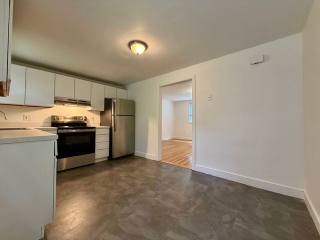 15 Park Avenue 4, Foxboro, MA 02035