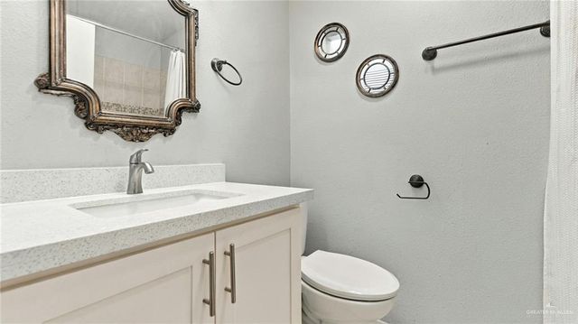 125 W Tamarack Avenue, Mcallen, TX 78501