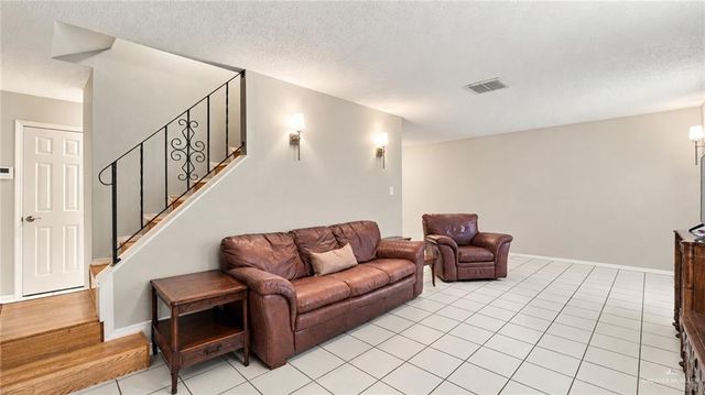125 W Tamarack Avenue, Mcallen, TX 78501
