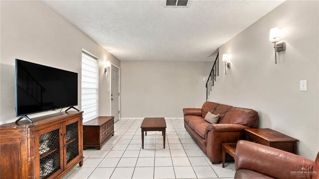 125 W Tamarack Avenue, Mcallen, TX 78501