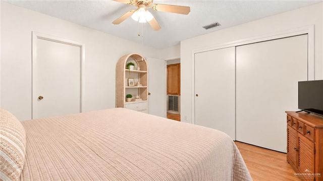 125 W Tamarack Avenue, Mcallen, TX 78501