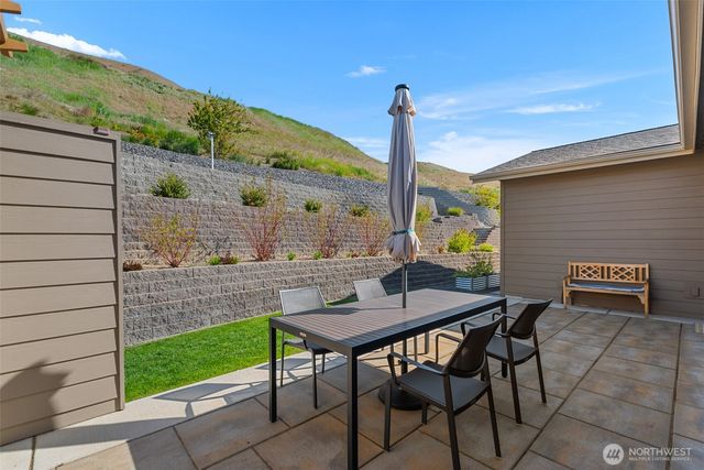 37 Diede Hills Lane, Wenatchee, WA 98801