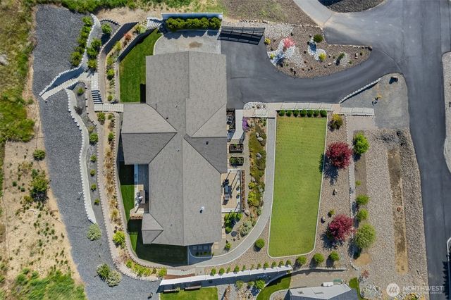 37 Diede Hills Lane, Wenatchee, WA 98801
