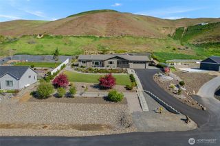 37 Diede Hills Lane, Wenatchee, WA 98801