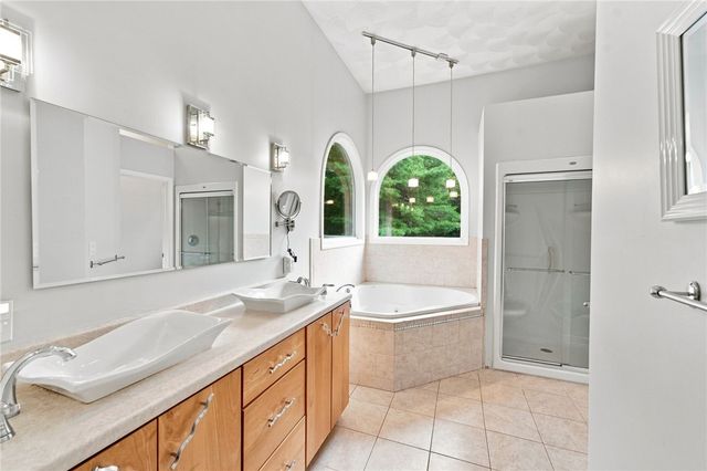 57 Club House Road, Coventry, RI 02816