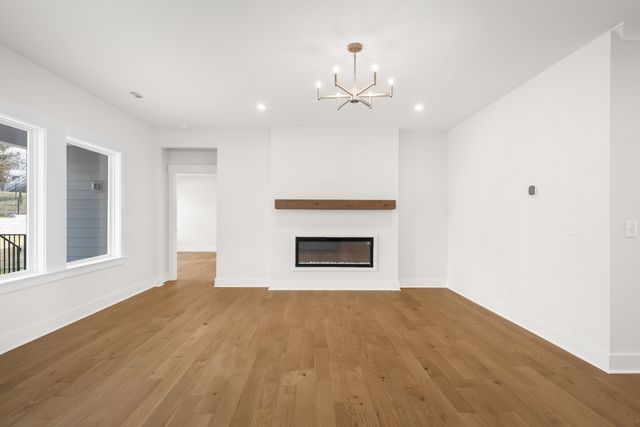 7693 Hatcher Heights Dr, Fairview, TN 37062