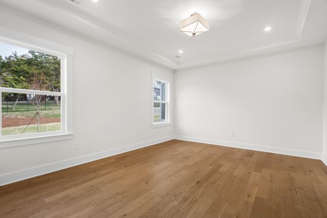 7693 Hatcher Heights Dr, Fairview, TN 37062