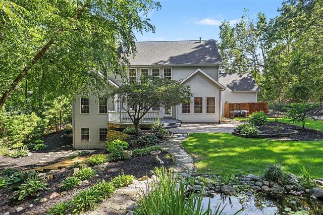 6390 Shugarbush Trail, Kalamazoo, MI 49009