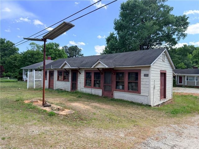 2675 Long Ferry Road, Salisbury, NC 28146