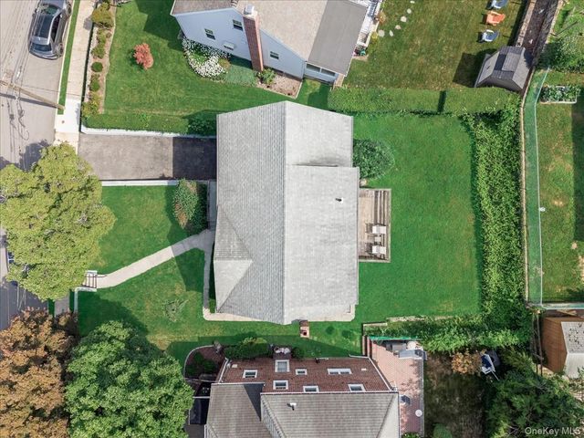 42 Berkshire Road, Yonkers, NY 10710