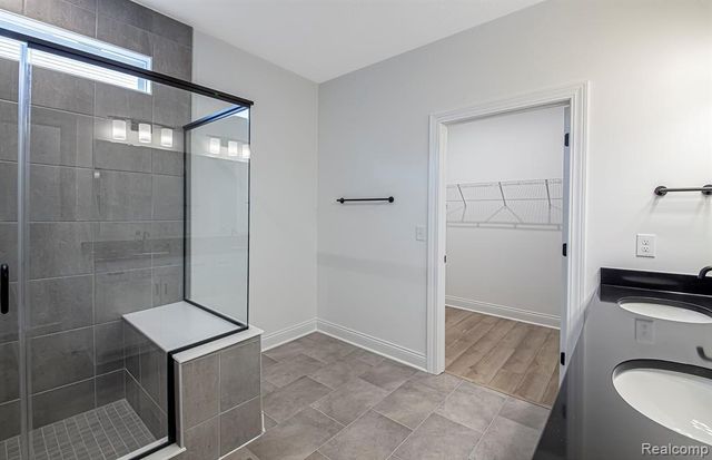 50784 Bellaire Drive, Macomb, MI 48044