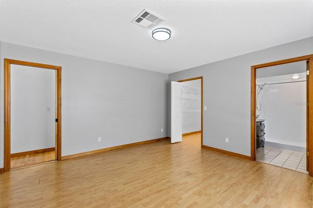 1369 WOOD LAKE CIRCLE, St Cloud, FL 34772