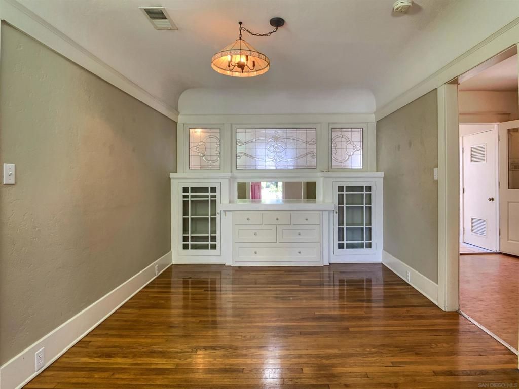 Image 26 of property listing at 4193 4th Ave, San Diego, CA 92103