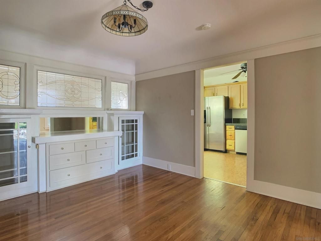 Image 27 of property listing at 4193 4th Ave, San Diego, CA 92103