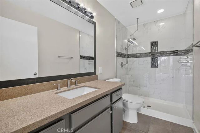 3961 Via Marisol 301, Los Angeles, CA 90042