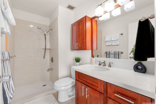 1710 Punahou Street 1004, Honolulu, HI 96822