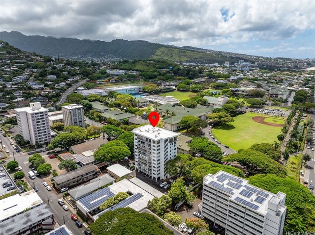 1710 Punahou Street 1004, Honolulu, HI 96822