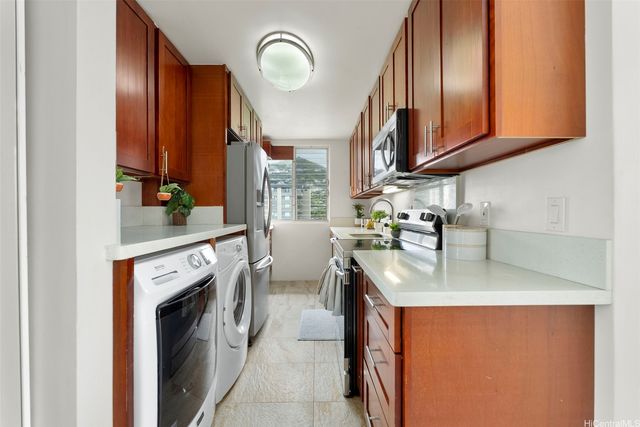 1710 Punahou Street 1004, Honolulu, HI 96822