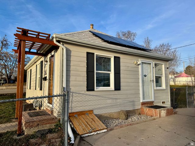 15 S 400 E, Clearfield, UT 84015