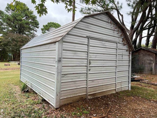 606 W Center Street, Bald Knob, AR 72010