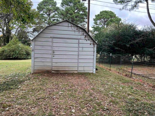 606 W Center Street, Bald Knob, AR 72010