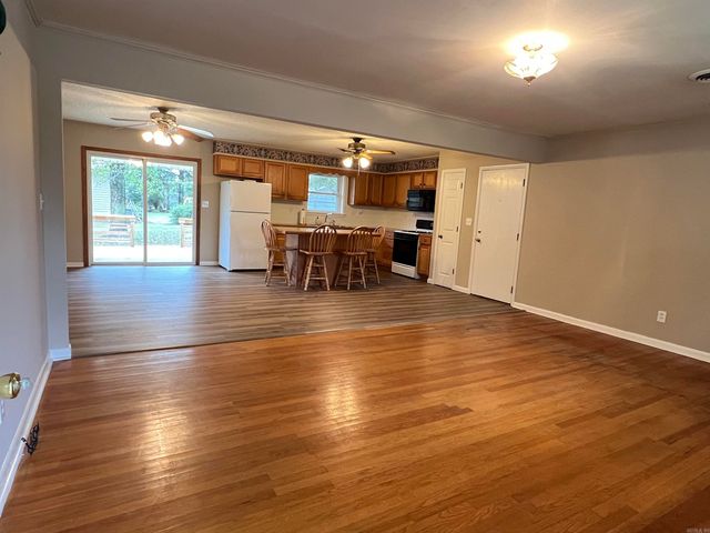 606 W Center Street, Bald Knob, AR 72010