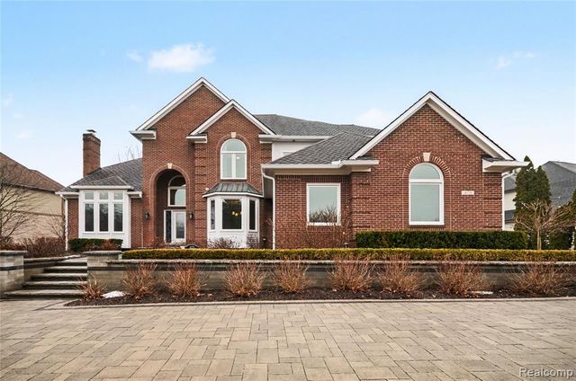 4179 Saint Andrews Street, Howell, MI 48843