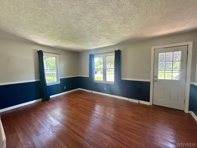 2617 Howard Avenue, Newfane, NY 14108