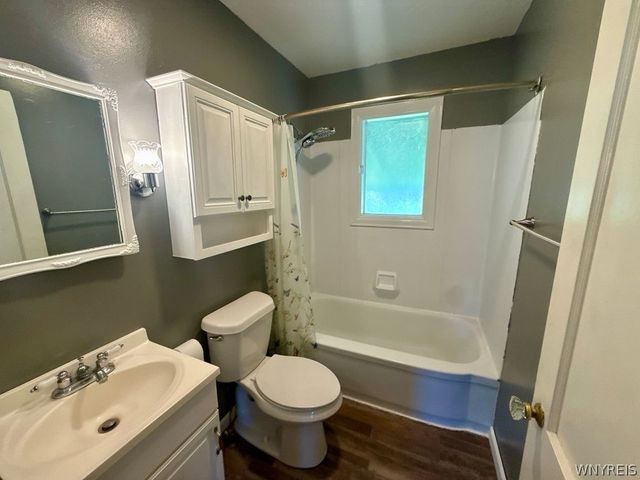 2617 Howard Avenue, Newfane, NY 14108