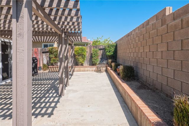 1237 S Althea Avenue, Rialto, CA 92376