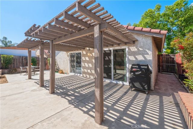 1237 S Althea Avenue, Rialto, CA 92376