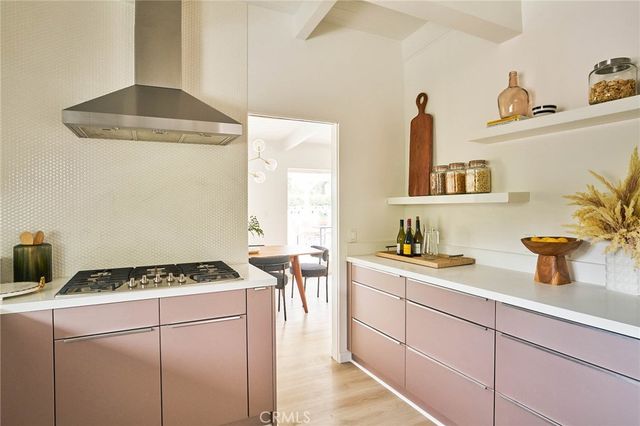 3534 Stonehill, Sherman Oaks, CA 91423