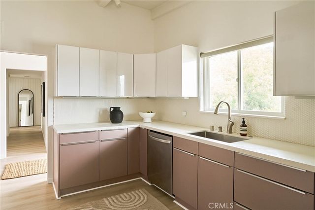 3534 Stonehill, Sherman Oaks, CA 91423