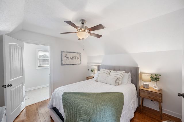 222 Fairway Villa Ln, Decaturville, TN 38329