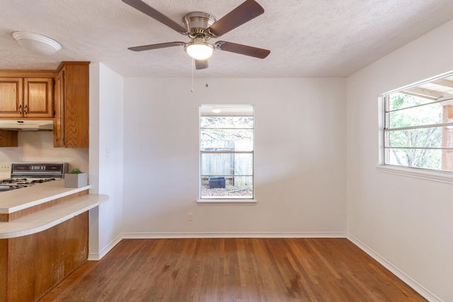 2305 Westforest DR A, Austin, TX 78704